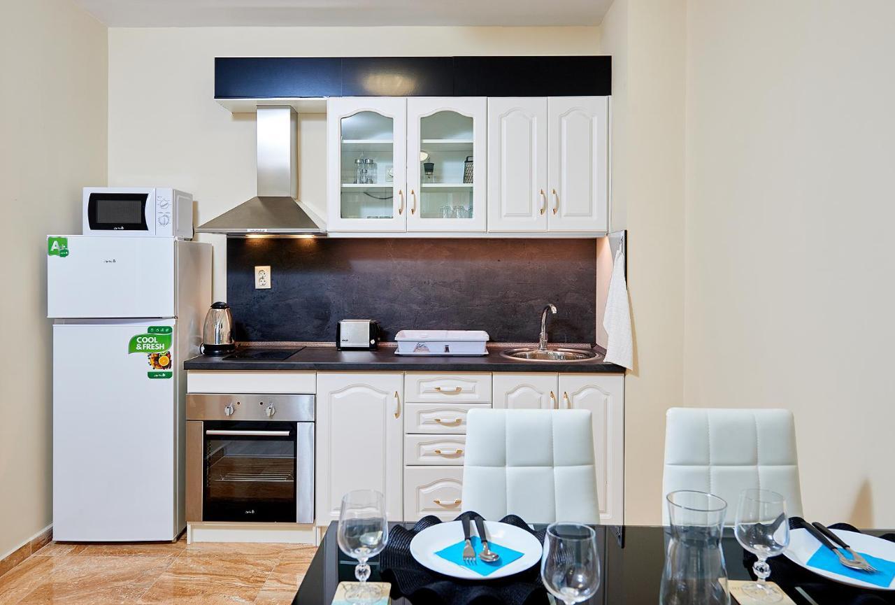 Art Apartments In Поморіє Екстер'єр фото